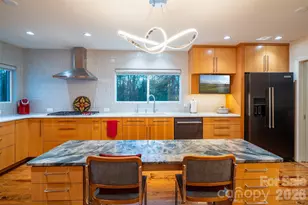 1330 Cedar Ln, Charlotte, NC 28226 - Photo 1