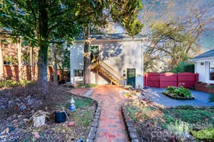 1330 Cedar Ln, Charlotte, NC 28226 - Photo 34