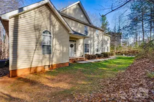 7001 Vinewood Rd, Sherrills Ford, NC 28673 - Photo 6