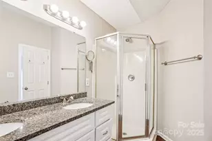 10630 Northwoods Forest Dr, Charlotte, NC 28214 - Photo 14