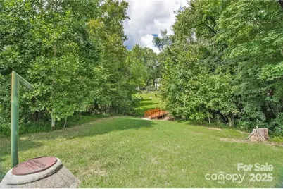 10630 Northwoods Forest Drive, Charlotte, NC 28214 - Photo 30