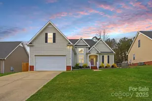 2373 Sweetbriar Ln, Rock Hill, SC 29732 - Photo 2