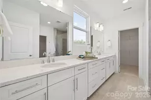 6007 Moonglade Ln, Charlotte, NC 28269 - Photo 10