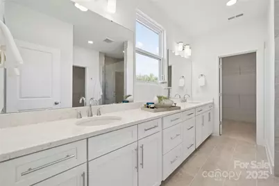 6007 Moonglade Lane #427, Charlotte, NC 28269 - Photo 10