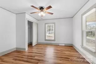 905 W 8th St, Kannapolis, NC 28081 - Photo 14