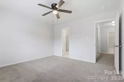 5918 Crape Myrtle Lane, Charlotte, NC 28216 - Photo 4