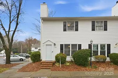 5918 Crape Myrtle Lane, Charlotte, NC 28216 - Photo 1