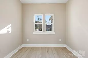 79 Crystal Mountain Dr, Hendersonville, NC 28739 - Photo 16