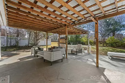 5645 Sandhurst Road, Hickory, NC 28602 - Photo 32