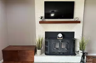 2 Star Ln, Hendersonville, NC 28791 - Photo 10