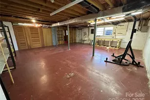 2 Star Ln, Hendersonville, NC 28791 - Photo 32