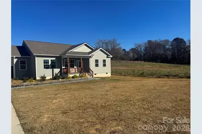 933 McRae Avenue, Wadesboro, NC 28170 - Photo 1