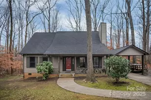 401 Saddlewood Dr, Gastonia, NC 28056 - Photo 2
