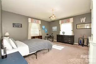 711 Yadkin St, Albemarle, NC 28001 - Photo 34