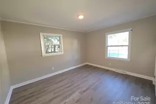 2122 Kilborne Dr, Charlotte, NC 28205 - Photo 14