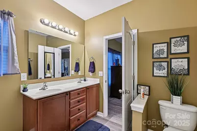 15028 Cavanshire Trail, Charlotte, NC 28278 - Photo 18