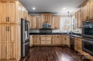 98 Sovereign Ln, Fairview, NC 28730 - Photo 12