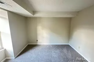 9520 Shannon Green Dr, Charlotte, NC 28213 - Photo 16