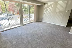 9520 Shannon Green Dr, Charlotte, NC 28213 - Photo 2