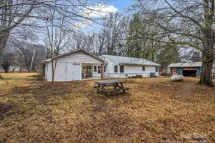 109 Wall Rd, Tryon, NC 28782 - Photo 10