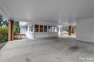 109 Wall Rd, Tryon, NC 28782 - Photo 8