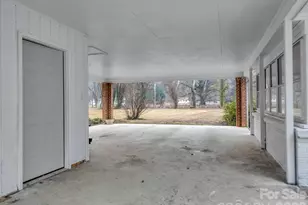 109 Wall Rd, Tryon, NC 28782 - Photo 10
