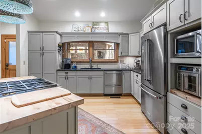 457 Hearthstone Way, Horse Shoe, NC 28742 - Photo 16