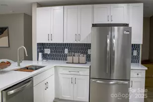 631 W Craighead Rd, Charlotte, NC 28206 - Photo 10