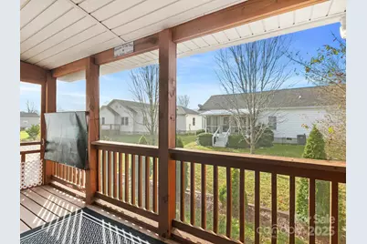 371 Beechnut Drive, Hendersonville, NC 28739 - Photo 30