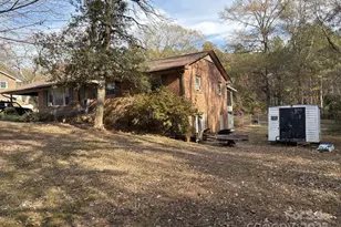 3289 Pine Tree St, Lincolnton, NC 28092 - Photo 2