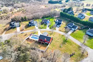 1659 Buffett Cir, Hickory, NC 28602 - Photo 40