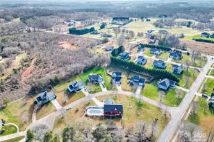 1659 Buffett Cir, Hickory, NC 28602 - Photo 42