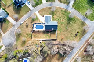 1659 Buffett Cir, Hickory, NC 28602 - Photo 6