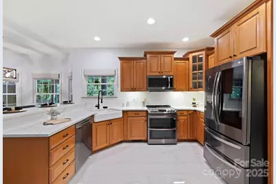 21 Hope Road, Weaverville, NC 28787 - Photo 2