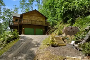 619 Leisure Ln, Burnsville, NC 28714 - Photo 2