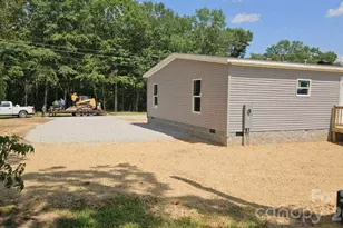 276 Mulberry St, Forest City, NC 28043 - Photo 24