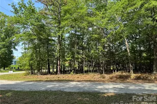 276 Mulberry St, Forest City, NC 28043 - Photo 4