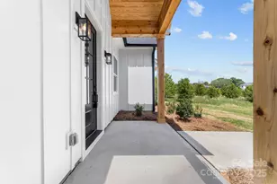 1037 Dameron Rd, Bessemer City, NC 28016 - Photo 6