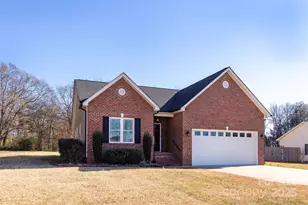 2186 Oklahoma Ct, Lincolnton, NC 28092 - Photo 2