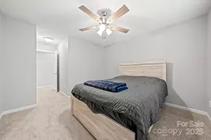 10255 Reindeer Way Ln, Charlotte, NC 28216 - Photo 18