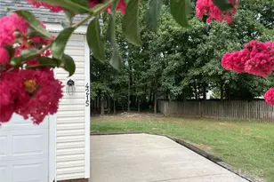 4215 Suttle Pl, Stallings, NC 28104 - Photo 4