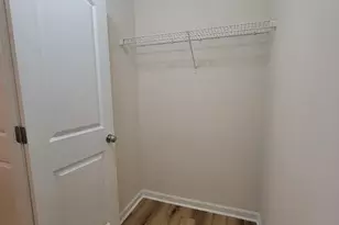 5823 Hewitt Dr, Charlotte, NC 28269 - Photo 10