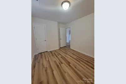 5823 Hewitt Drive, Charlotte, NC 28269 - Photo 24