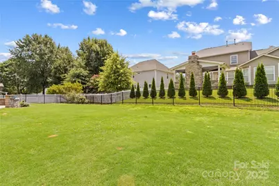 138 Byers Commons Drive, Mooresville, NC 28117 - Photo 2