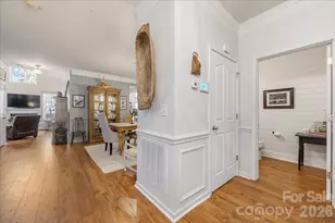 718 Deerbrook Ln, Tega Cay, SC 29708 - Photo 4