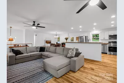 190 Long John Drive, Hendersonville, NC 28791 - Photo 6