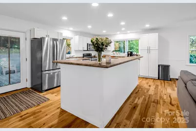 190 Long John Drive, Hendersonville, NC 28791 - Photo 8