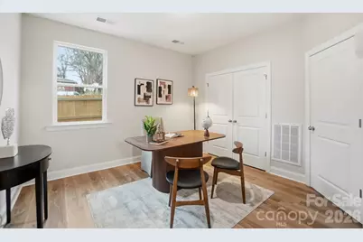 8931 Sharonbrook Drive, Charlotte, NC 28210 - Photo 6