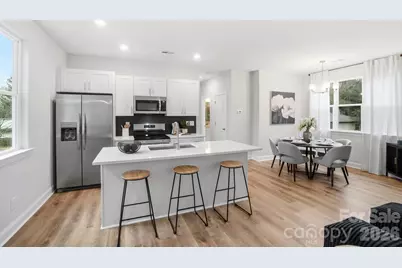 8931 Sharonbrook Drive, Charlotte, NC 28210 - Photo 12