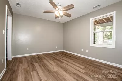 179/181 Isle Of Pines Road, Mooresville, NC 28117 - Photo 10